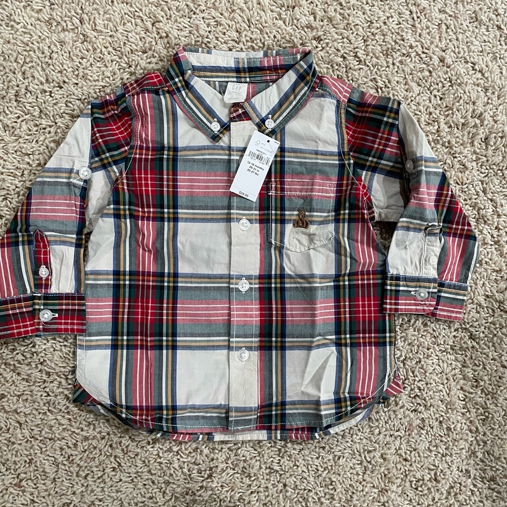 GAP Red and Green Button Down Shirt for Casual Outings